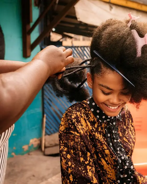 kinky curly hair