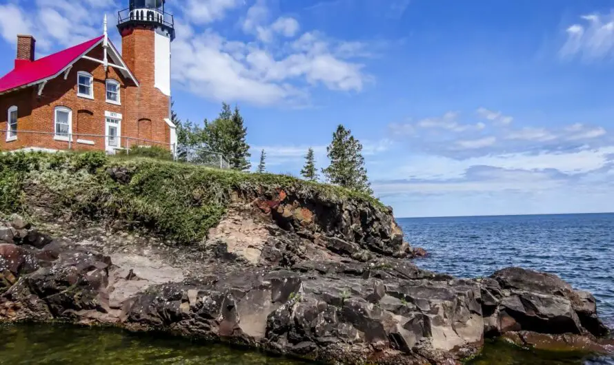 10 Unbeatable Techniques to Capture Michigan’s Finest: Postcard-Perfect Vacation Photos You’ll Brag About!