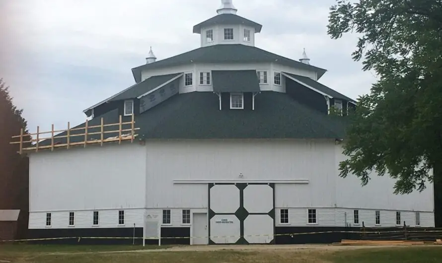 A Century-Old Gem Comes Alive: The Thumb Octagon Barn Festival